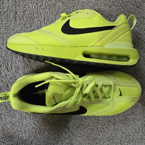 Nike Air Max Dawn : Atomic Green/Black - Picture 4 of 6